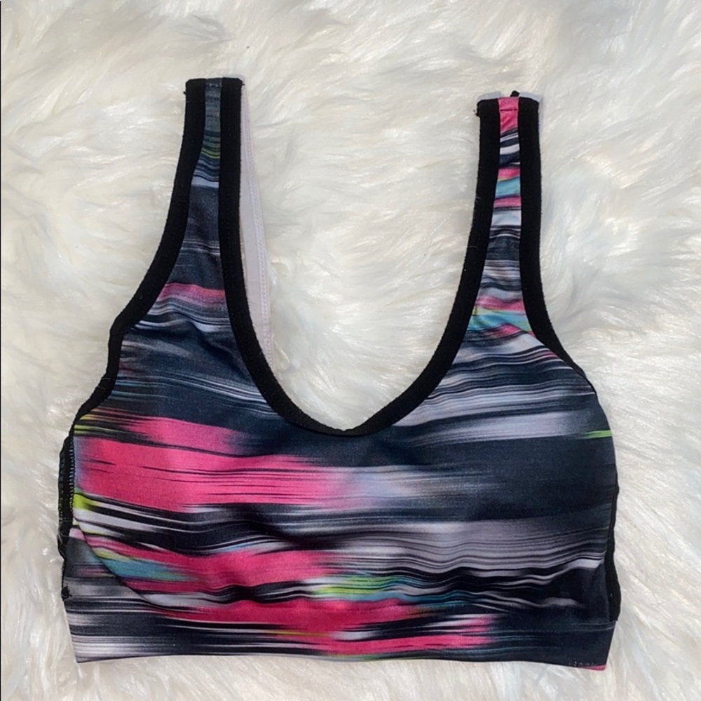 Sports bra